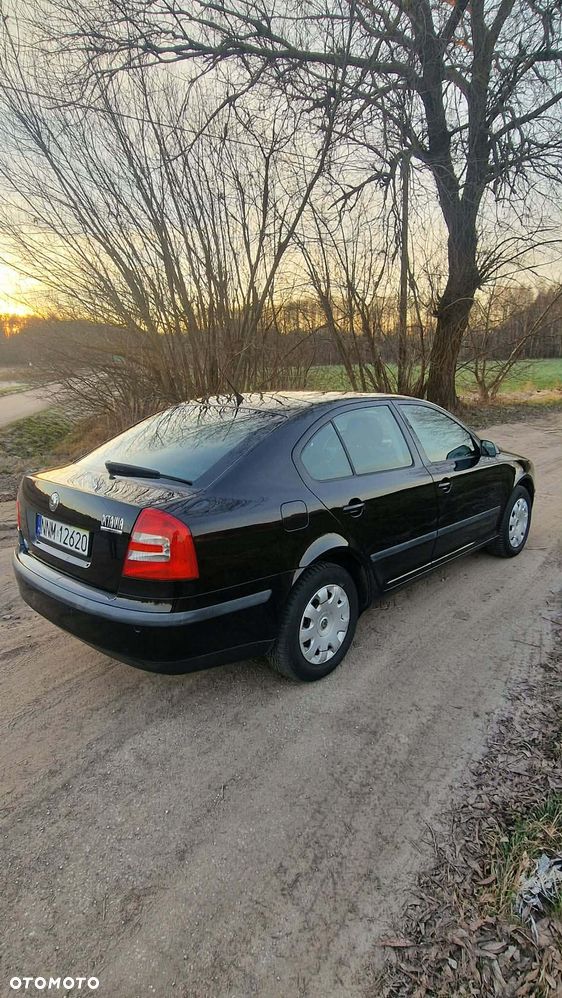 Skoda Octavia 1.6 Active - 9