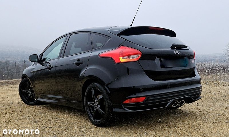 Ford Focus 2.0 TDCi ST - 12