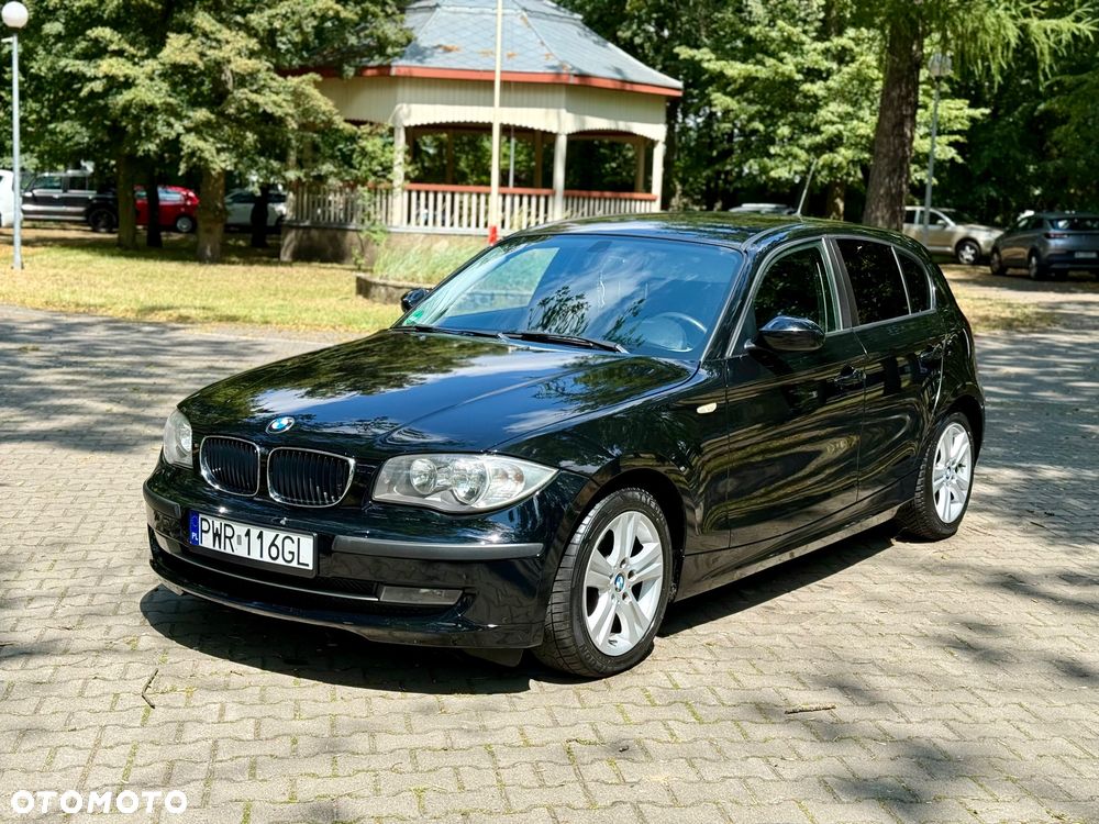 BMW Seria 1 116i - 1
