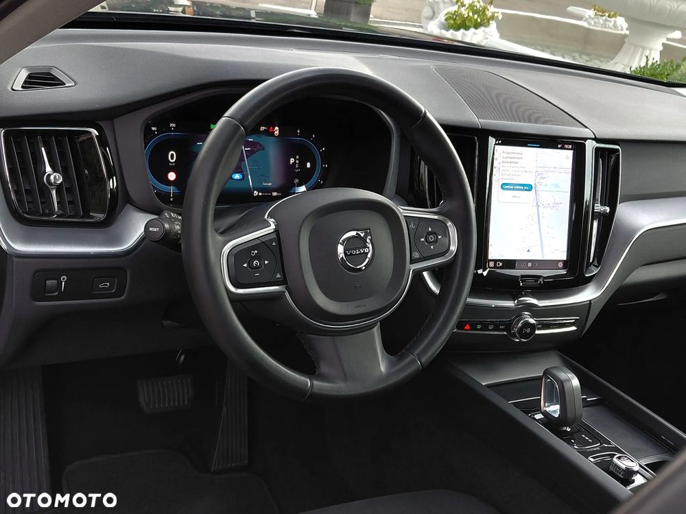 Volvo XC 60 B4 D AWD Geartronic Momentum - 20