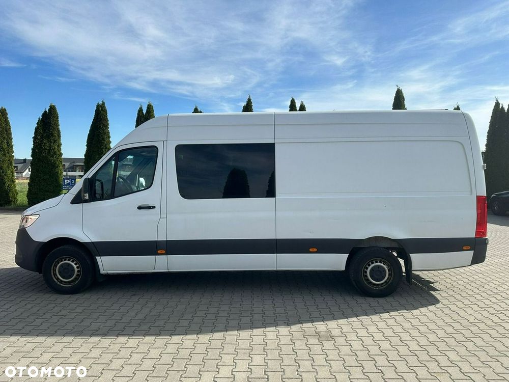 Mercedes-Benz Sprinter - 4