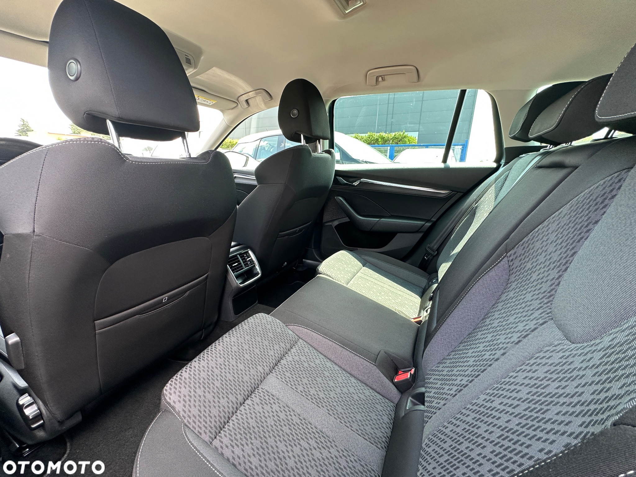 Skoda Octavia 1.5 TSI ACT Ambition - 12