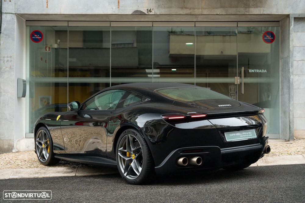 Ferrari Roma 3.9 Twin-Turbo V8 - 15