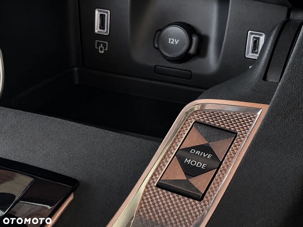 DS Automobiles DS 7 1.5 BlueHDi Performance Line + - 32