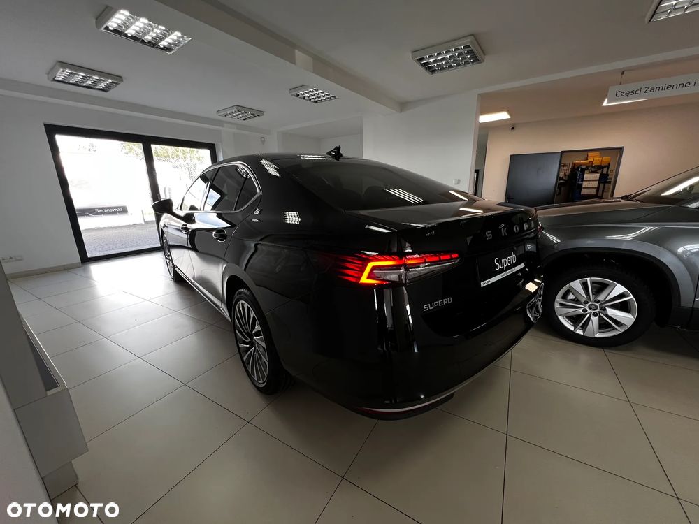 Skoda Superb 2.0 TDI SCR 4x4 L&K DSG - 8
