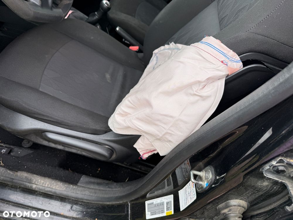 Citroën C-Elysée 1.6 VTi Seduction - 16