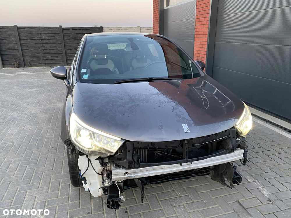 DS Automobiles DS 4 - 30