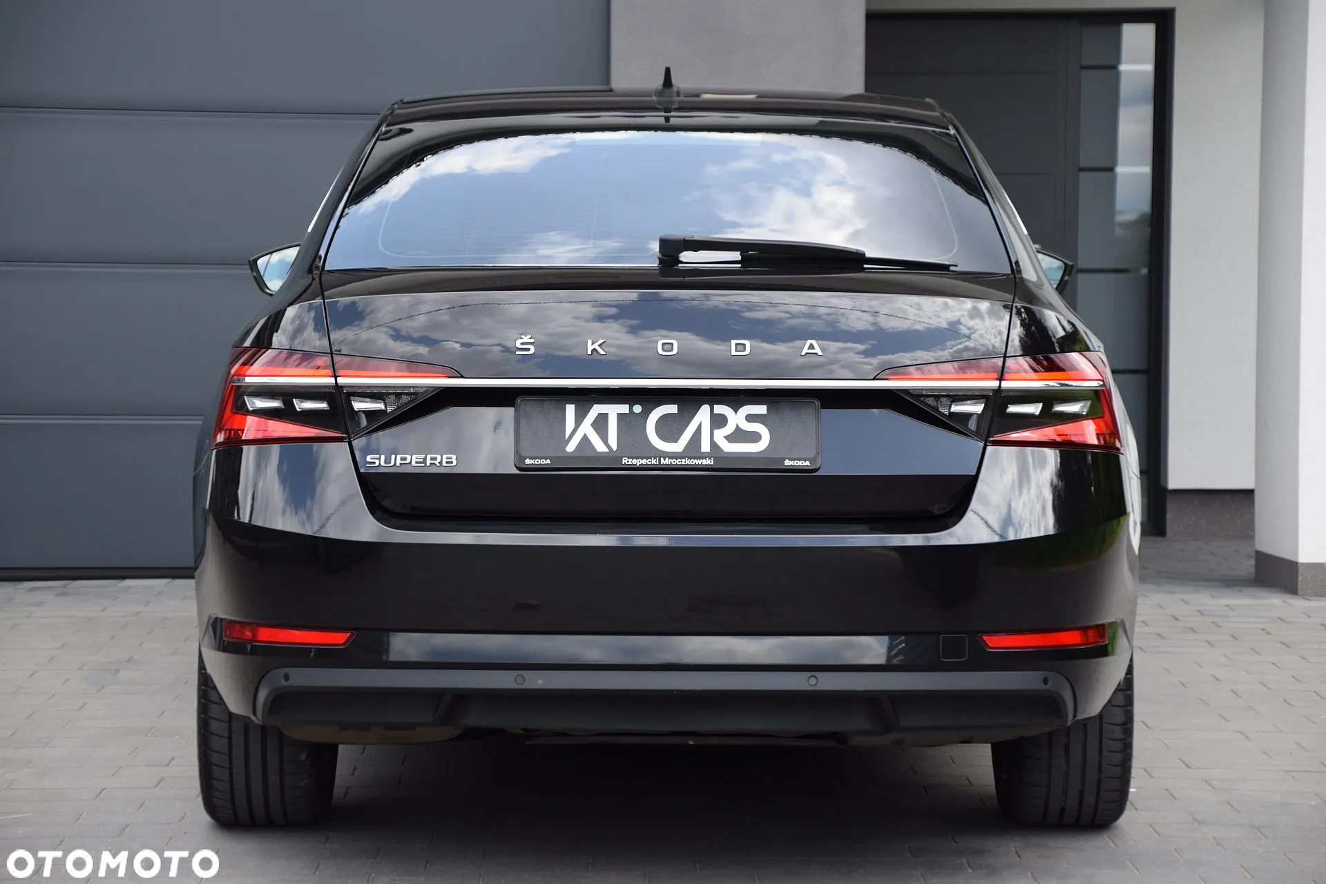 Skoda Superb 2.0 TDI SCR Ambition DSG - 6