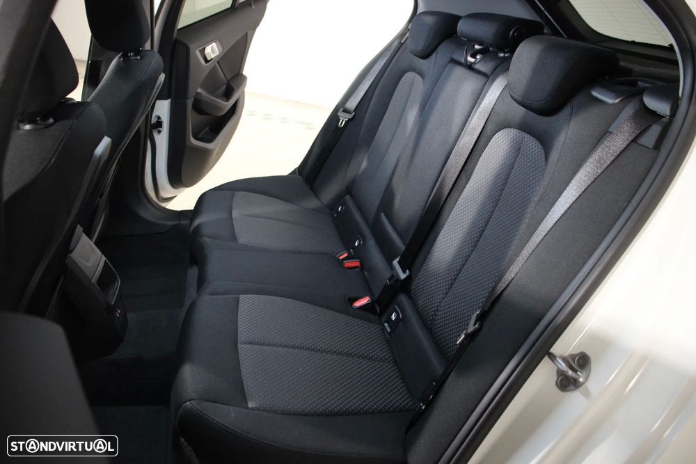 BMW 116 i Aut. - 14