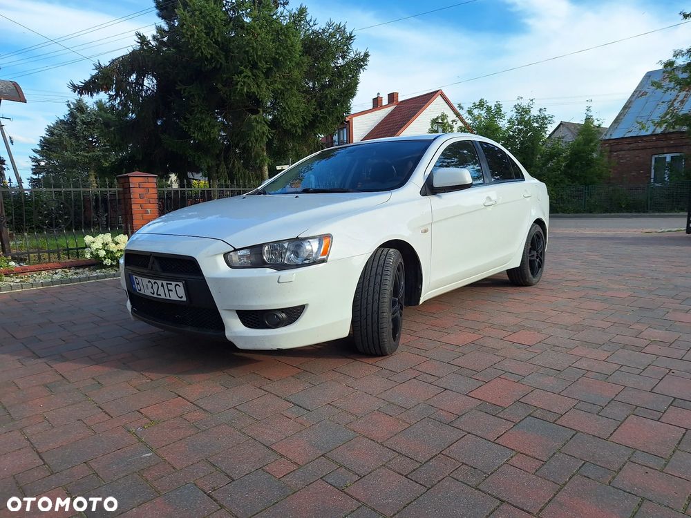 Mitsubishi Lancer 1.6 Inform - 10