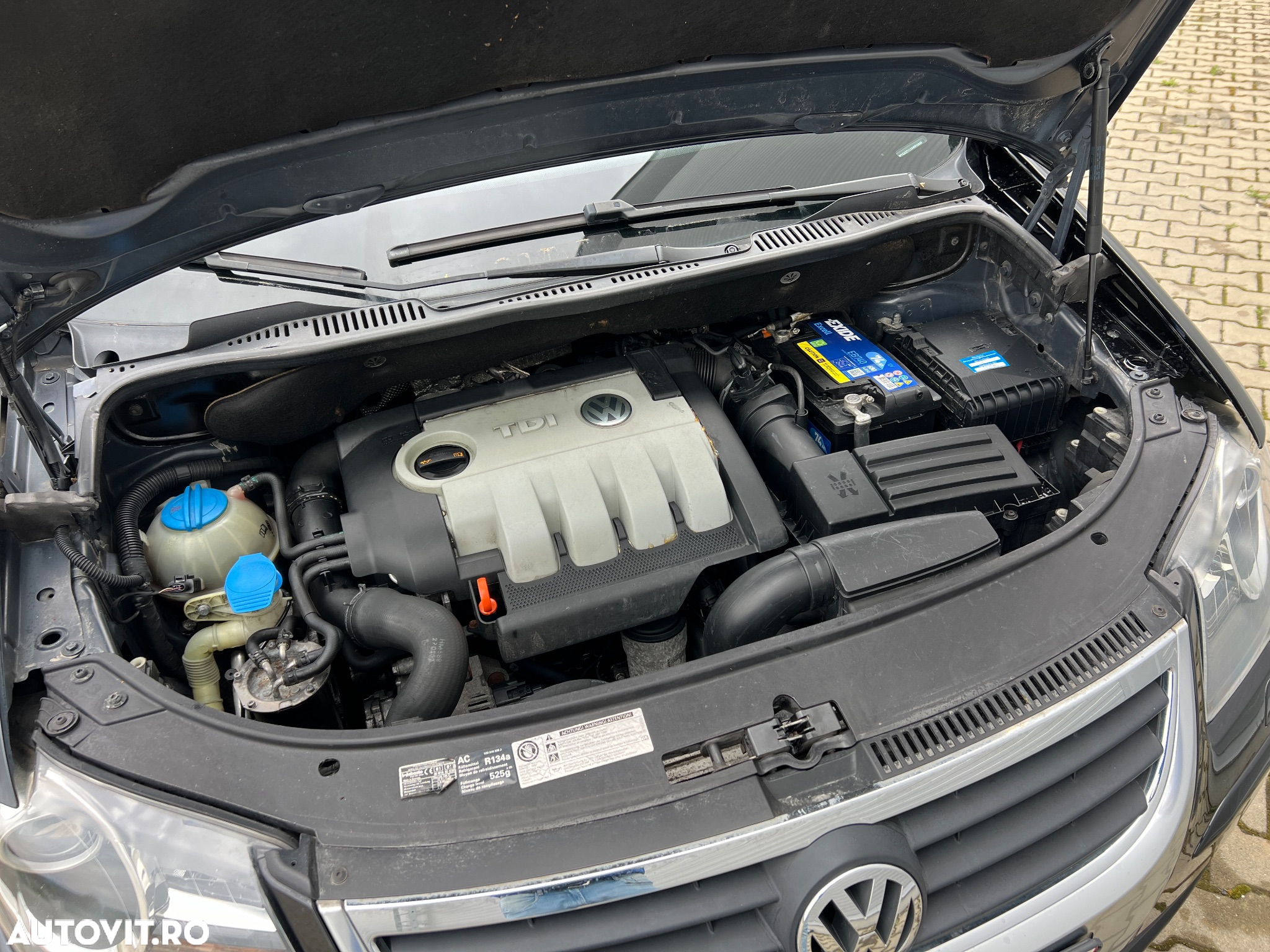 Volkswagen Touran 2.0 TDI Freestyle - 13