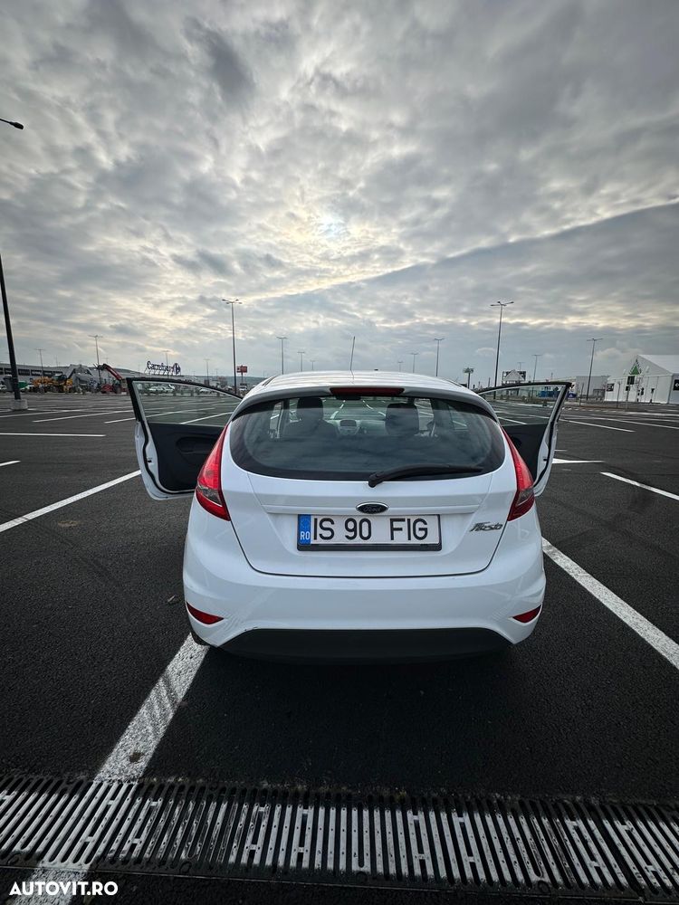 Ford Fiesta - 6
