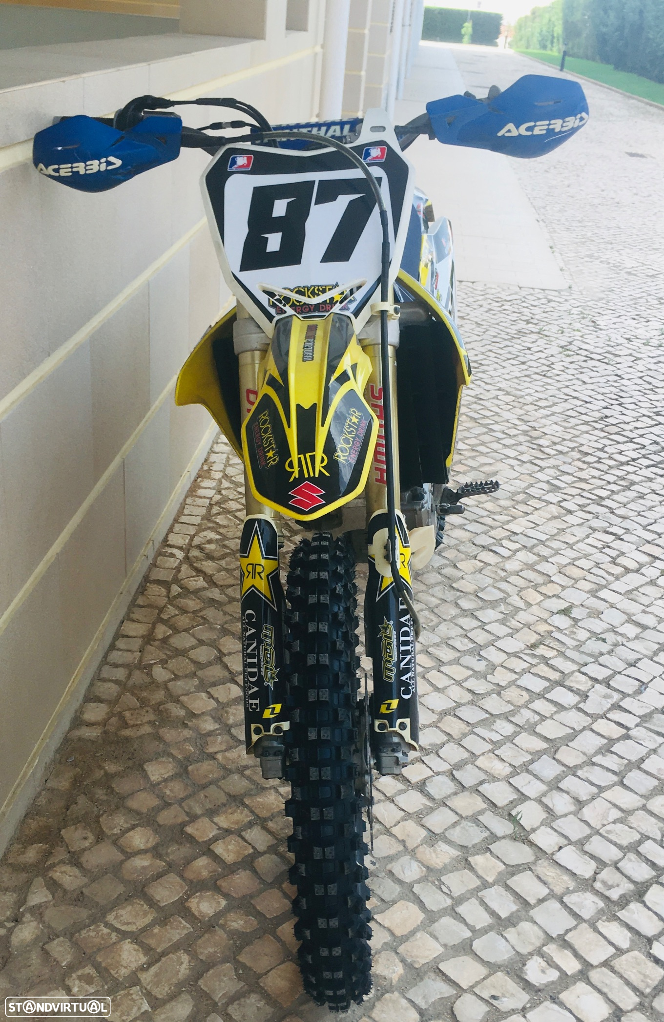 Suzuki RMZ - 8