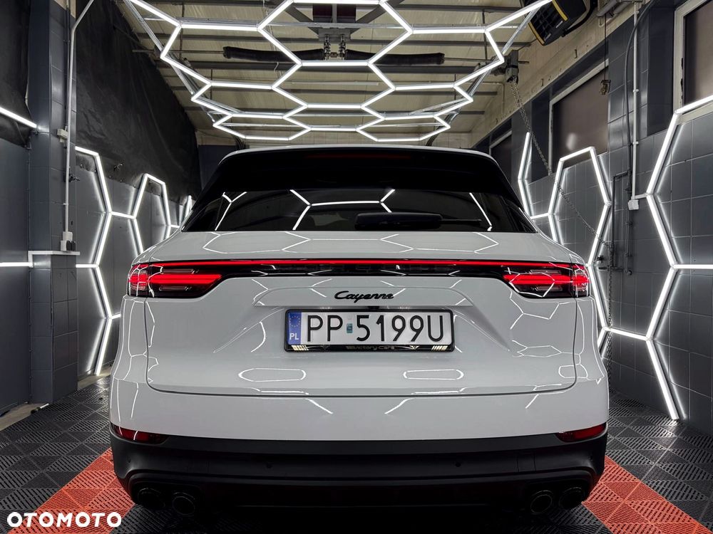 Porsche Cayenne E-Hybrid Platinum Edition - 8