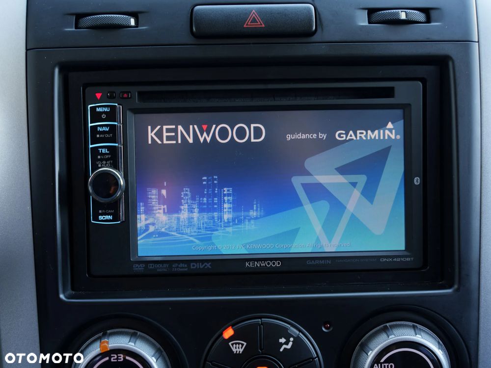 Suzuki Grand Vitara 2.0 Comfort + Family - 32