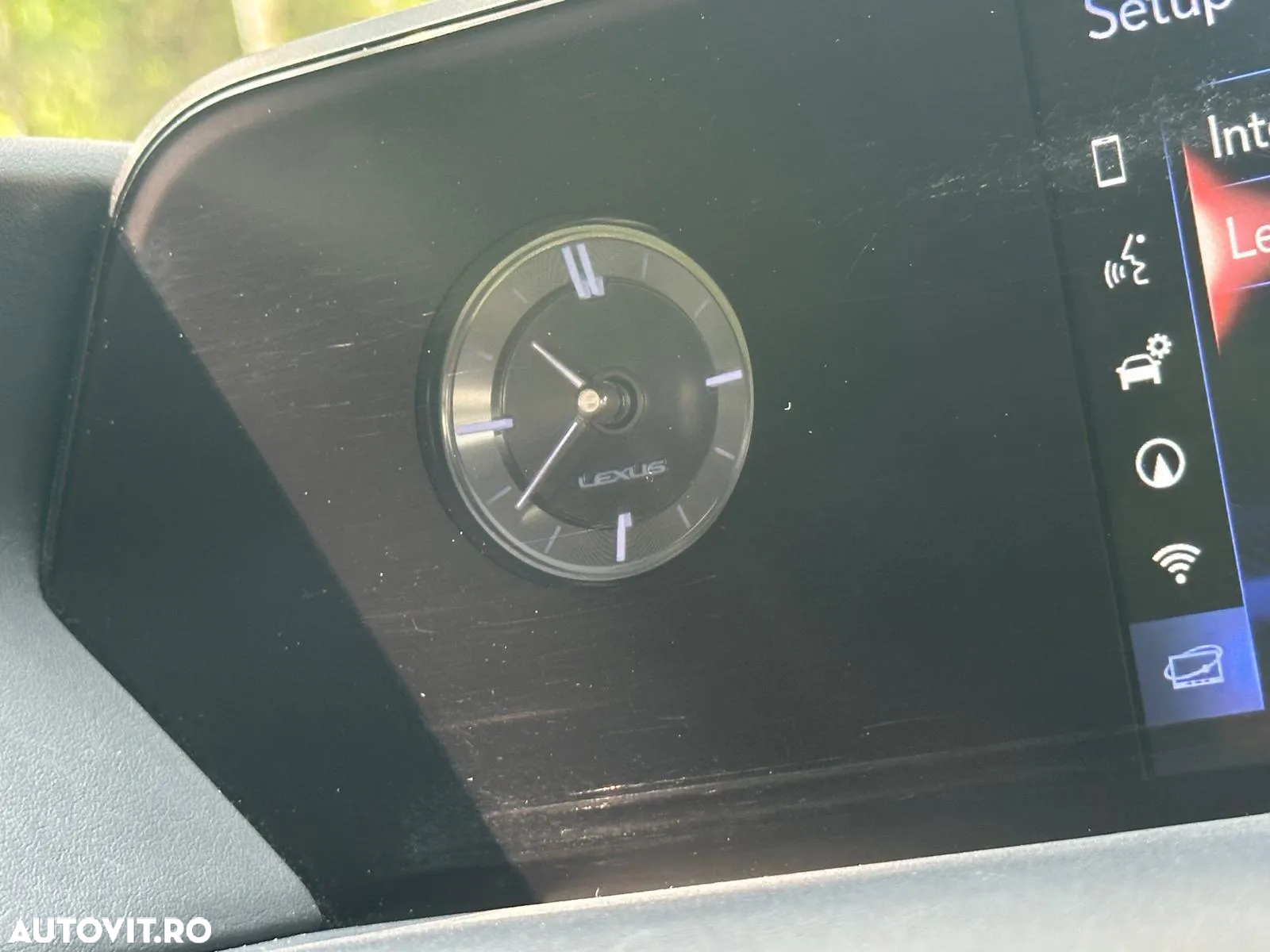 Lexus UX 250h Business Edition - 31