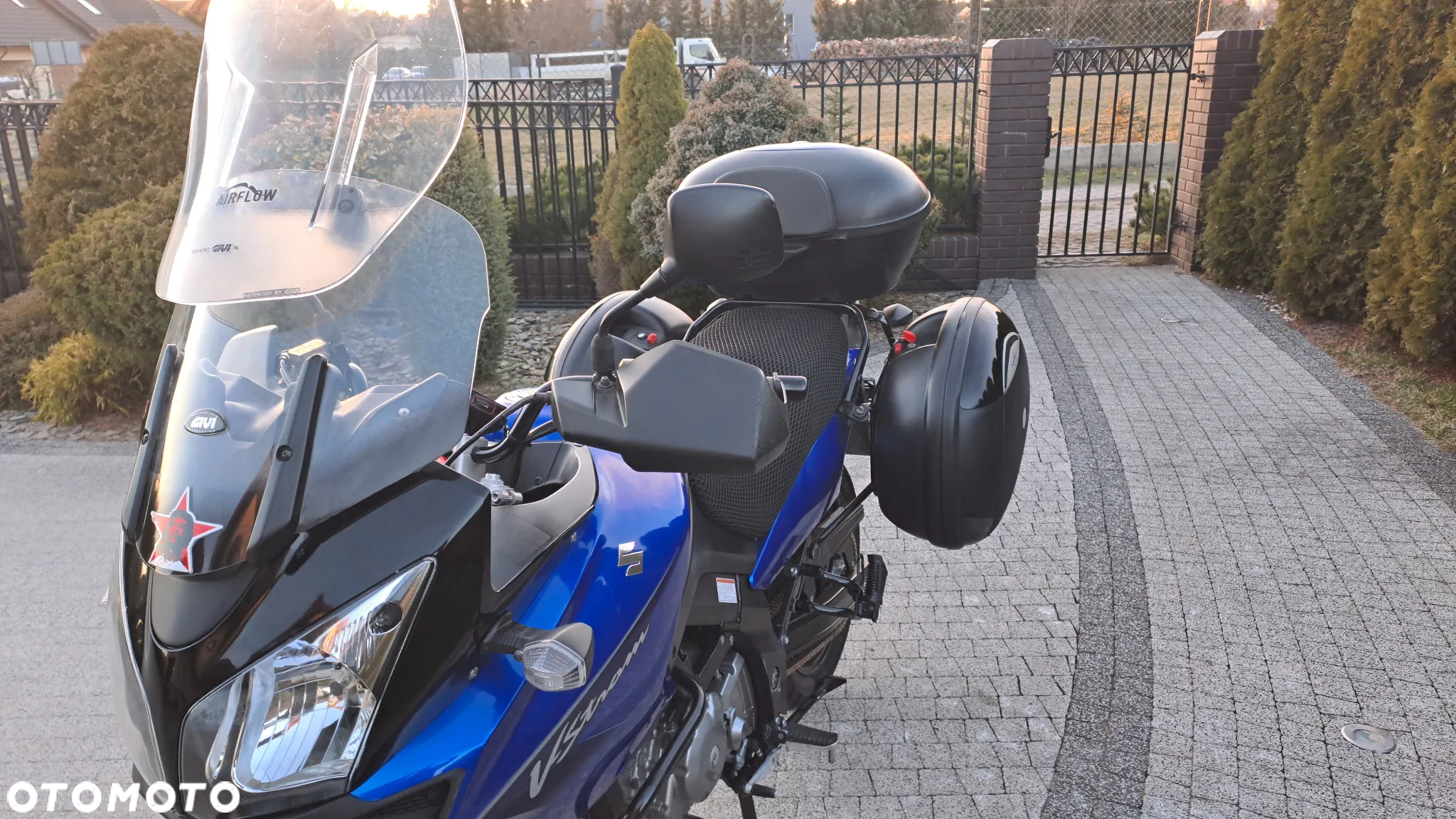 Suzuki DL - 30