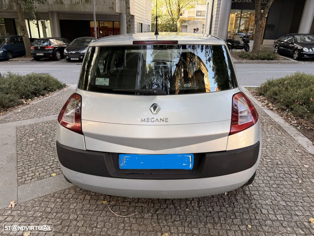 Renault Mégane 1.5 dCi Confort Dynamique - 4