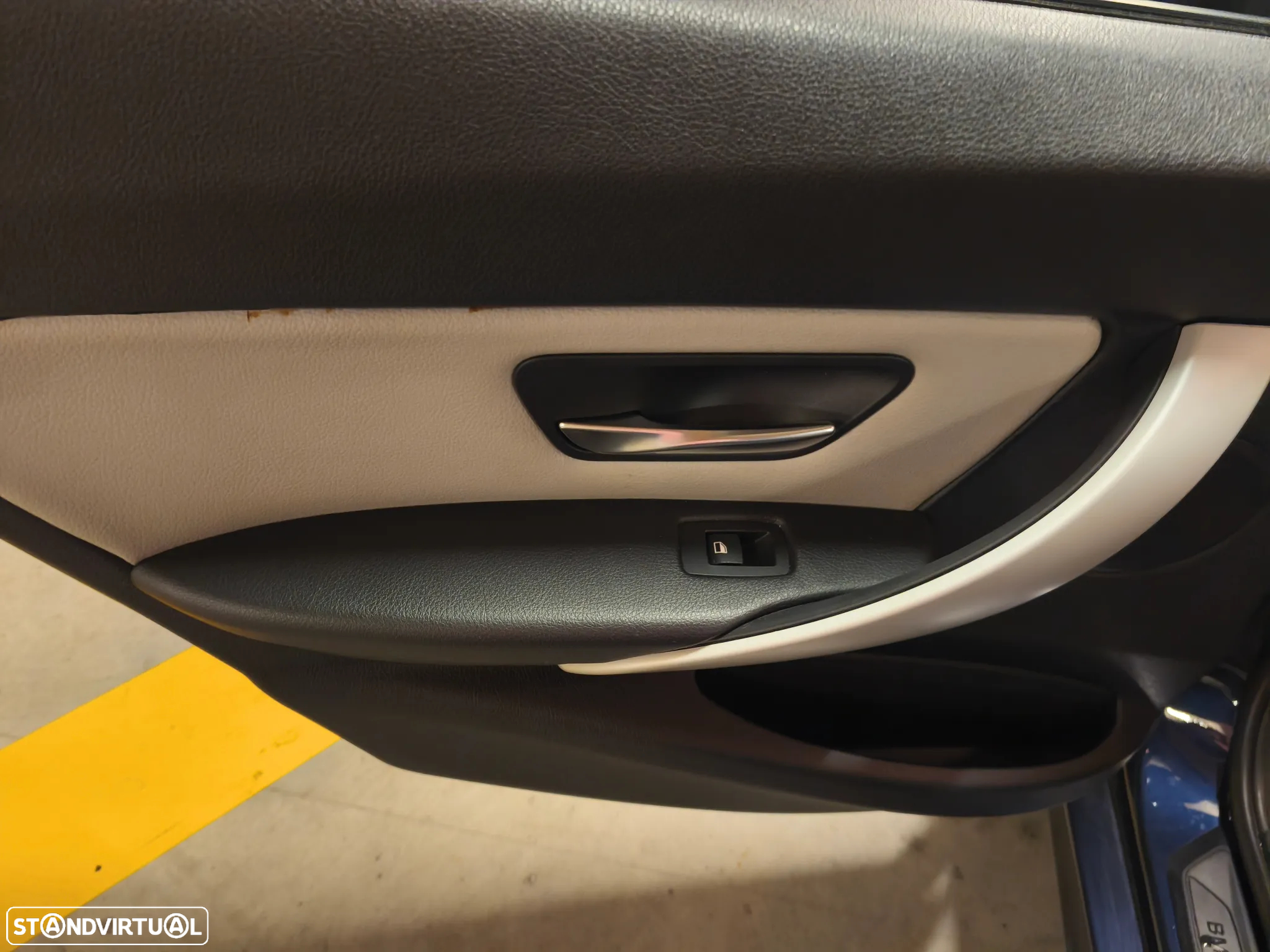 BMW 320 d Auto Line Sport - 23