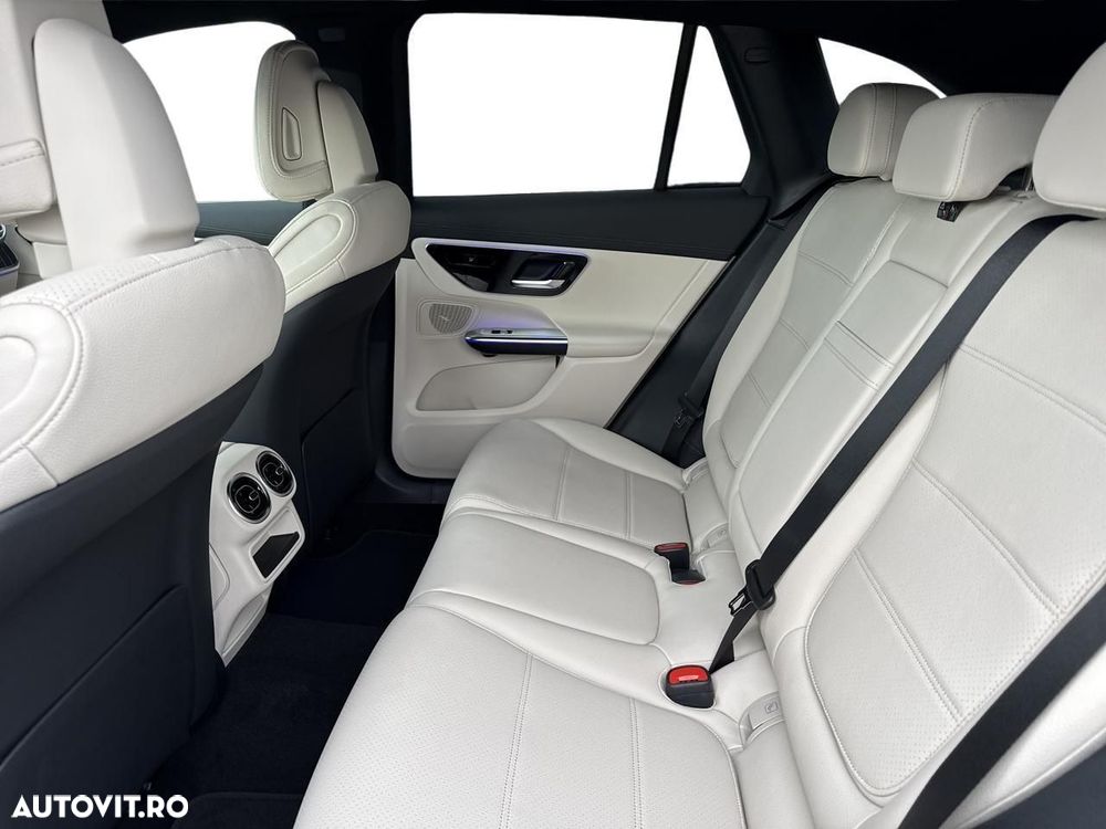 Mercedes-Benz GLC 220 d 4MATIC MHEV - 11