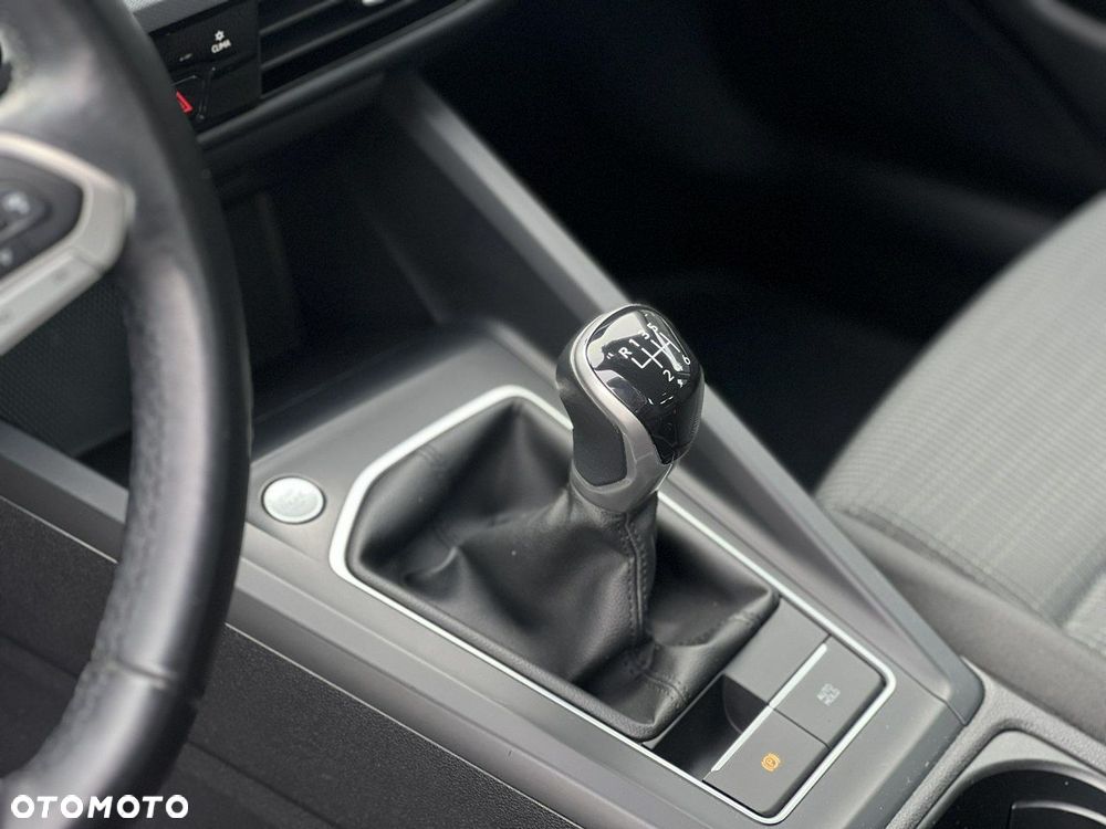 Volkswagen Golf 1.0 TSI - 18