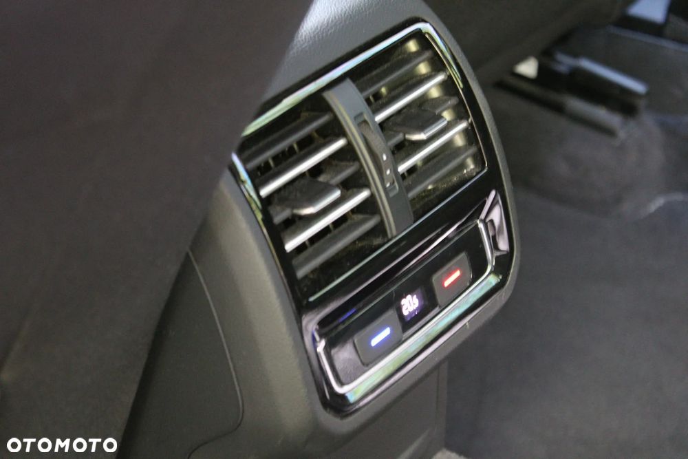 Volkswagen Passat 2.0 TDI SCR Comfortline DSG - 18