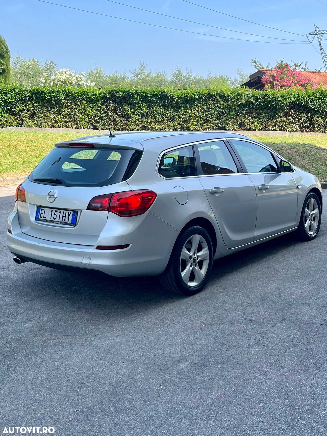 Opel Astra Sports Tourer 2.0 CDTI ECOTEC Cosmo Aut. - 6
