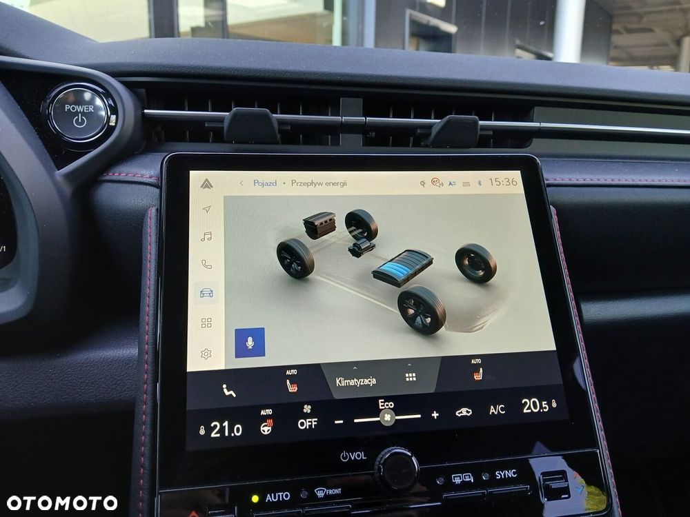 Lexus LBX 1.5 Hybrid Emotion - 17
