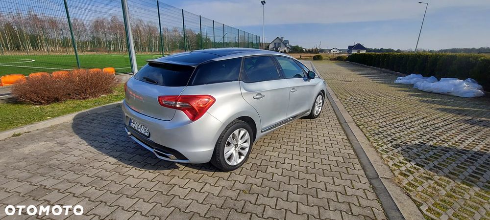 Citroën DS5 e-HDi 115 EGS6 Chic - 5