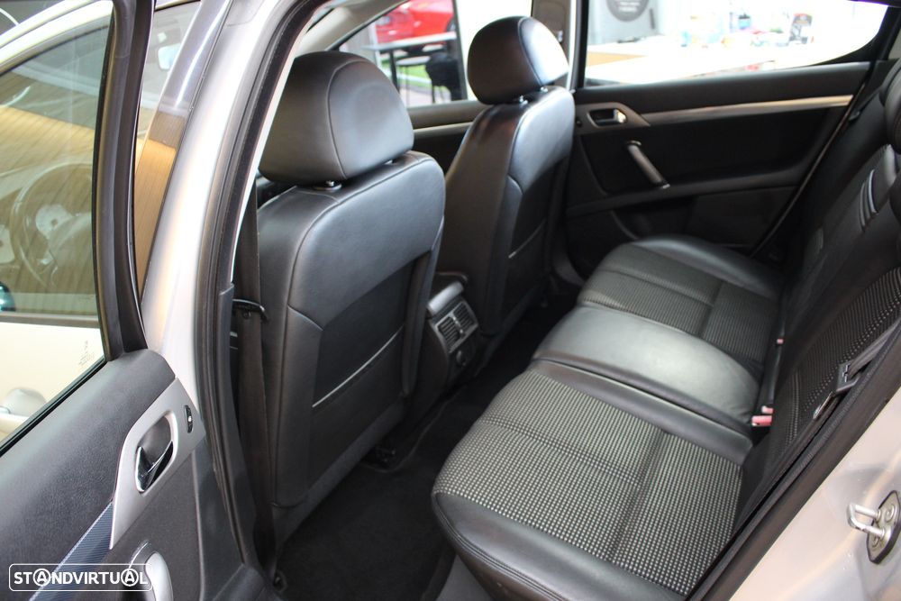 Peugeot 407 2.0 HDi Executive - 27