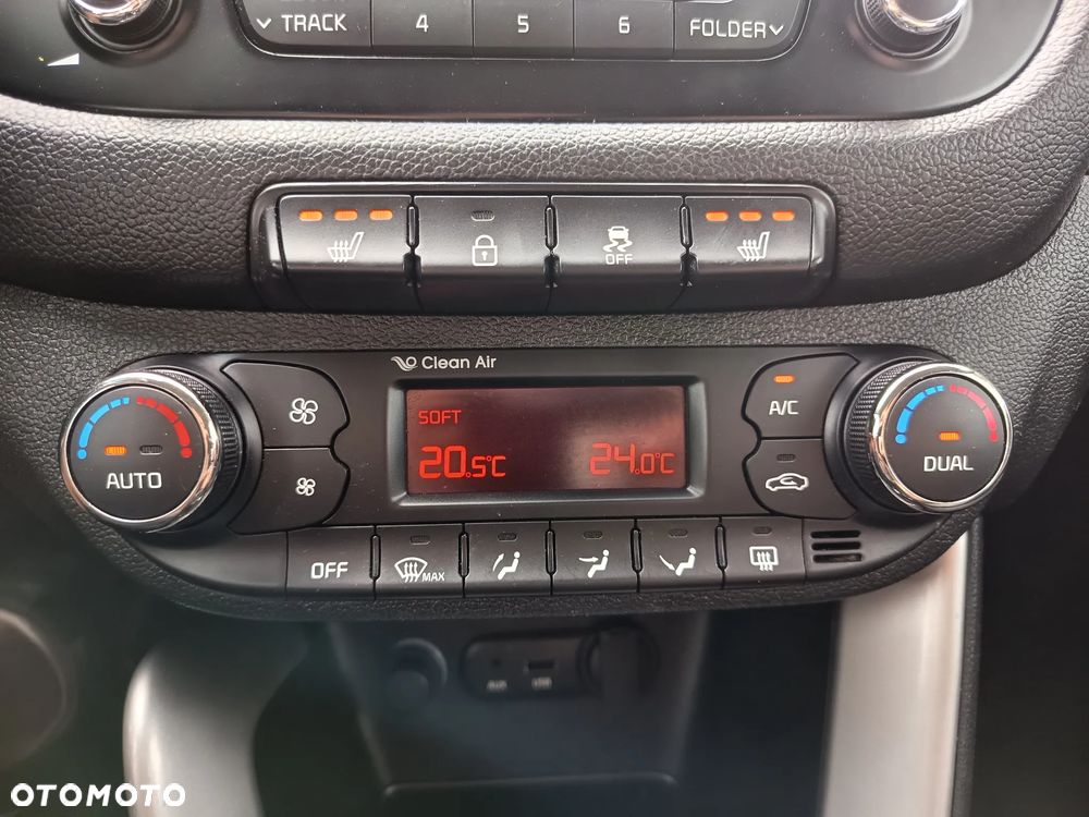 Kia Ceed 1.4 CVVT Fifa World Cup Edition - 20