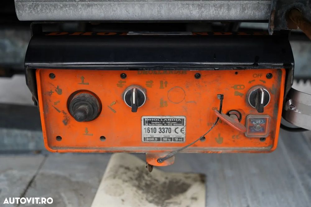 Fruehauf / CORTINĂ / STANDARD / ELEVATOR DHOLLANDIA 2.000 kg / PODEA PUTERNICĂ - 24