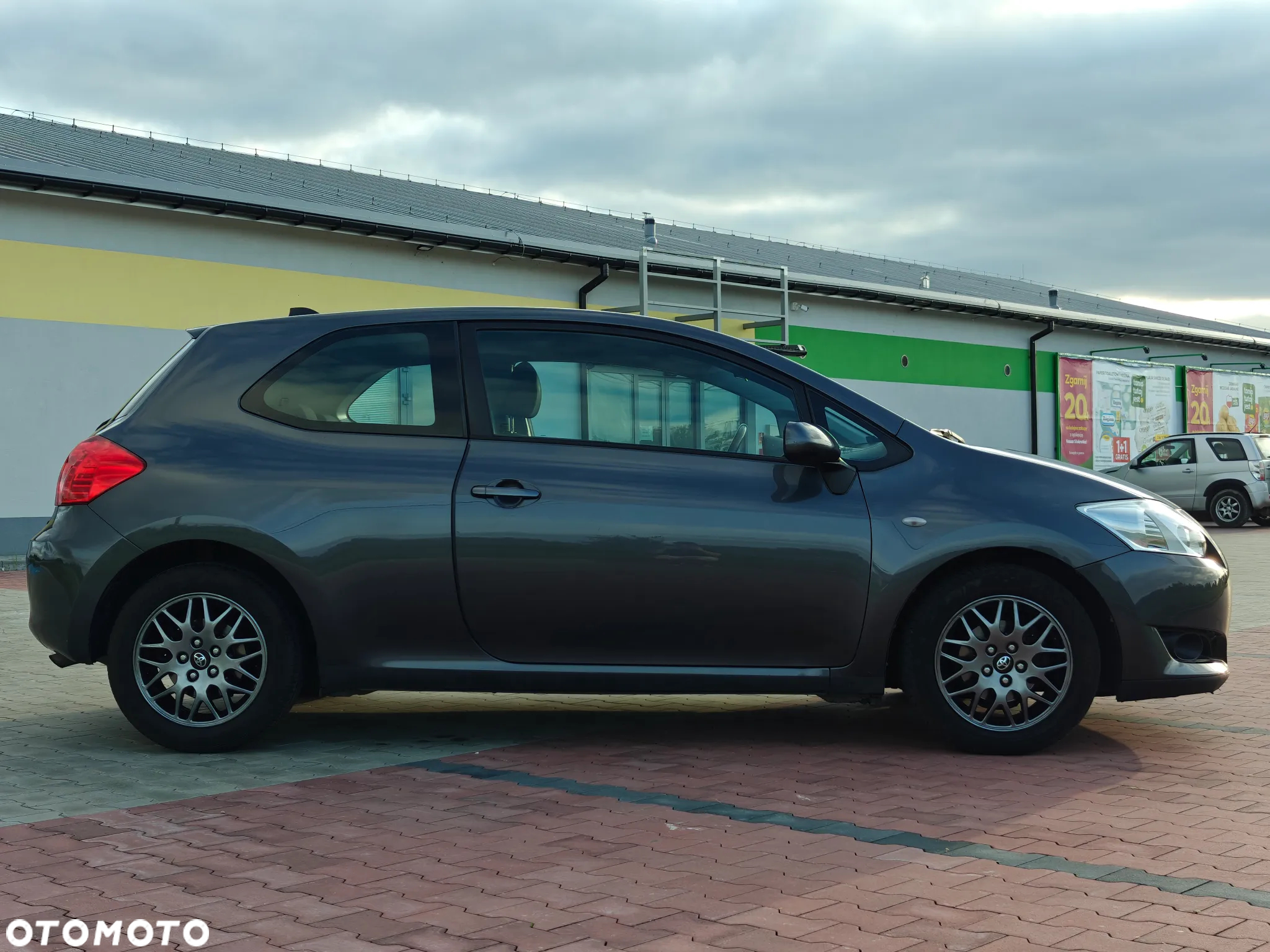 Toyota Auris - 4
