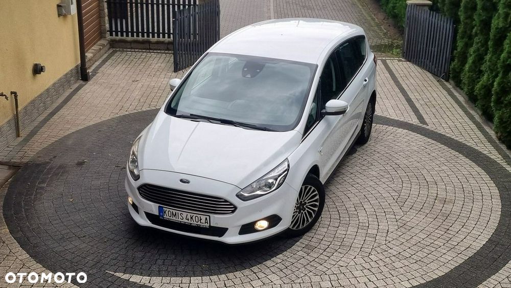 Ford S-Max - 25