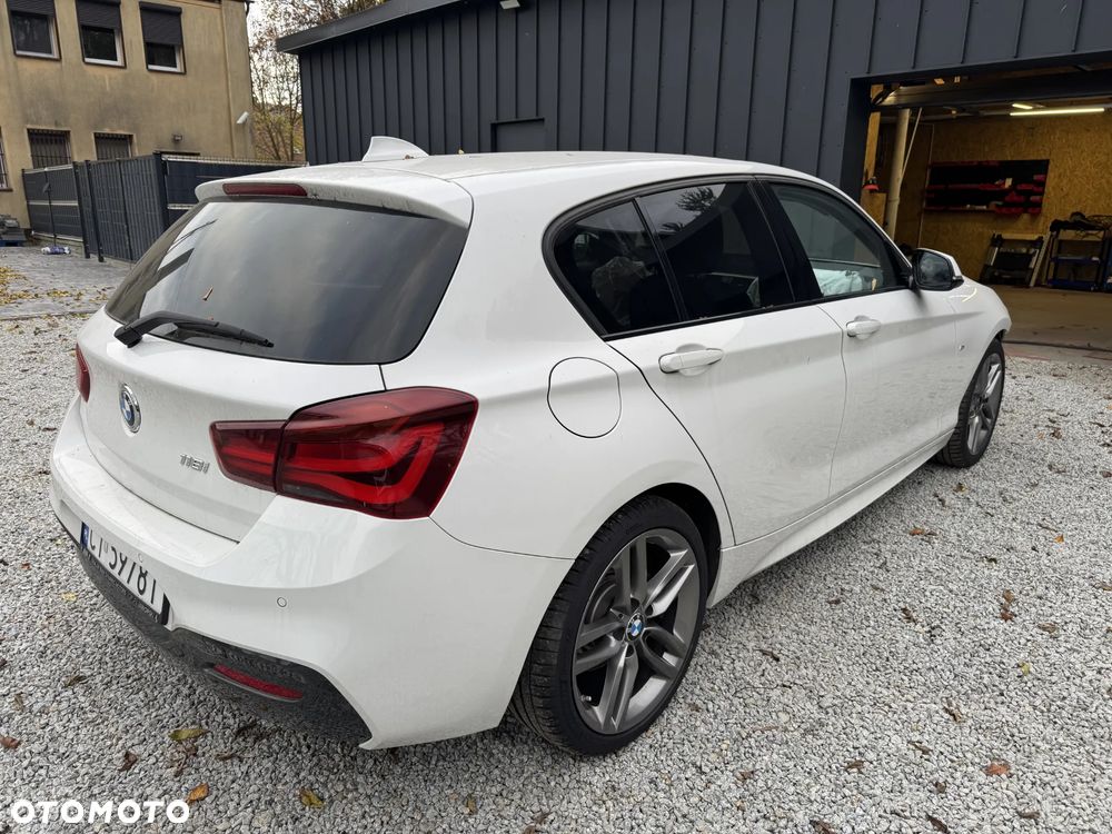 BMW Seria 1 118i GPF M Sport - 6