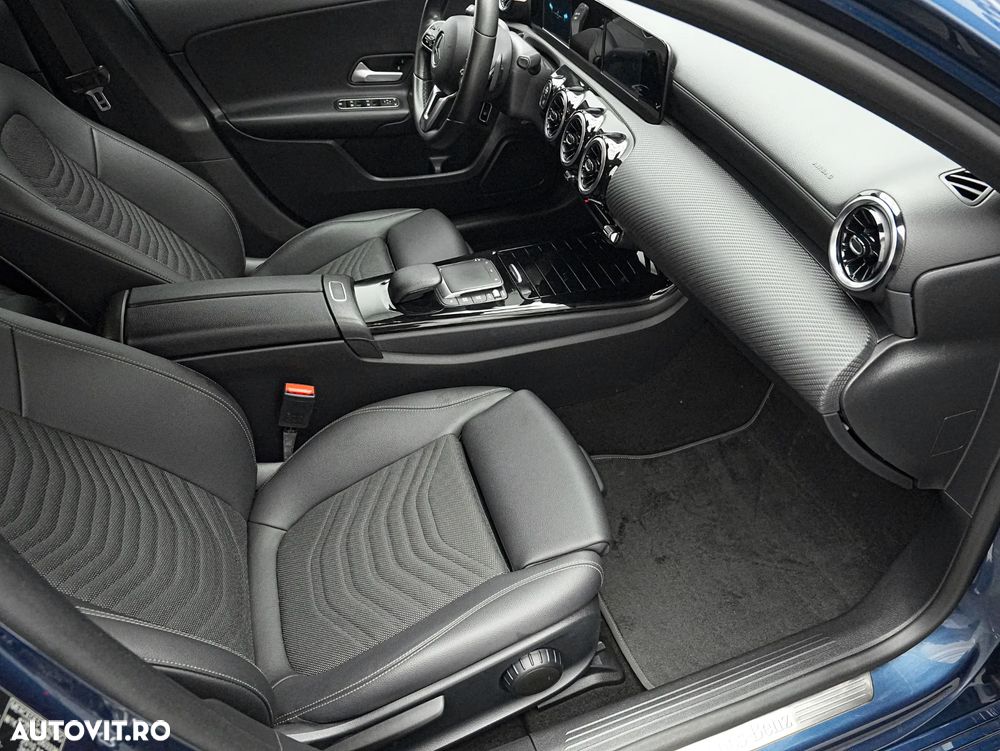 Mercedes-Benz A 200 d Sedan 8G-DCT Edition 2021 - 13