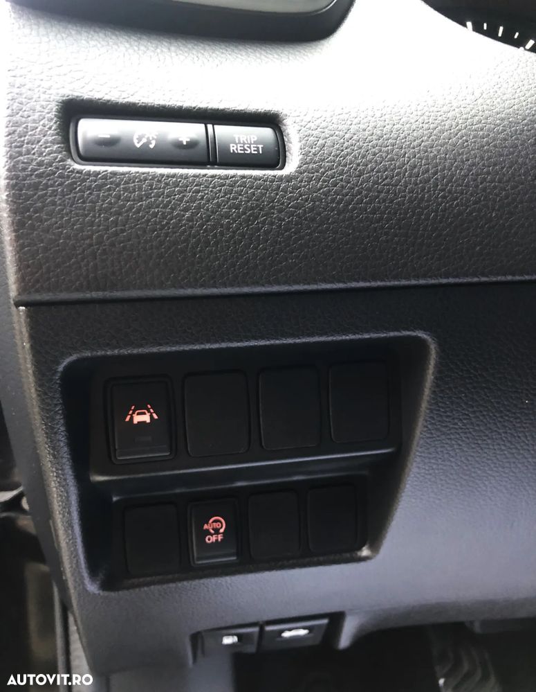 Nissan Qashqai 1.5 DCI TEKNA+ - 16