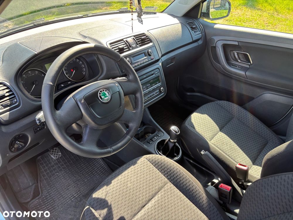 Skoda Fabia 1.2 HTP Cool Colour Edition - 15