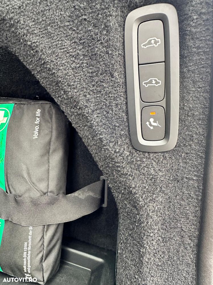 Volvo XC 90 D5 AWD Geartronic Inscription - 10