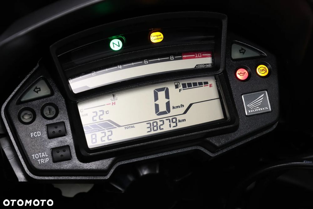 Honda VFR - 23