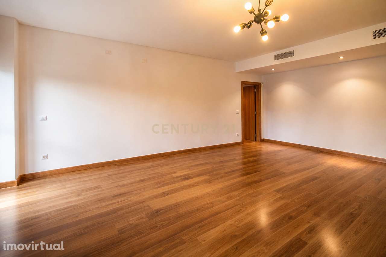 Apartamento T2 Urbanização Terraços da Ponte, Loures - Grande imagem: 4/25