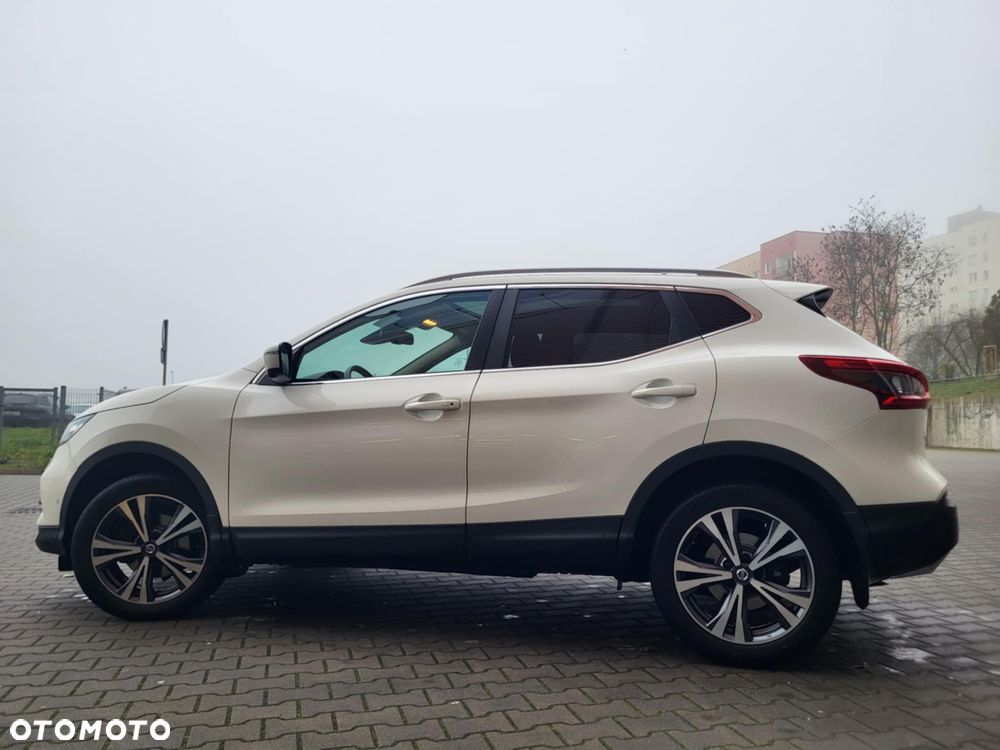 Nissan Qashqai 1.2 DIG-T N-Connecta - 26