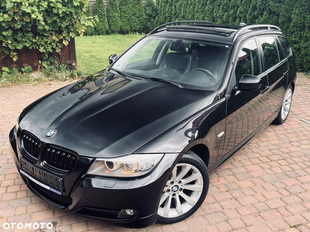BMW Seria 3 320d DPF Touring - 18