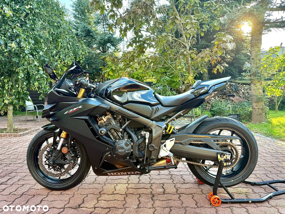 Honda CBR - 8