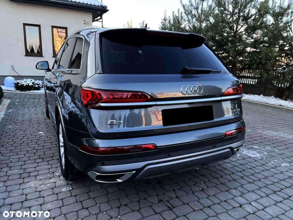Audi Q7 - 7