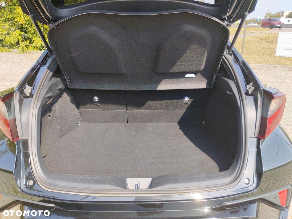 Toyota C-HR 2.0 Hybrid Style - 26