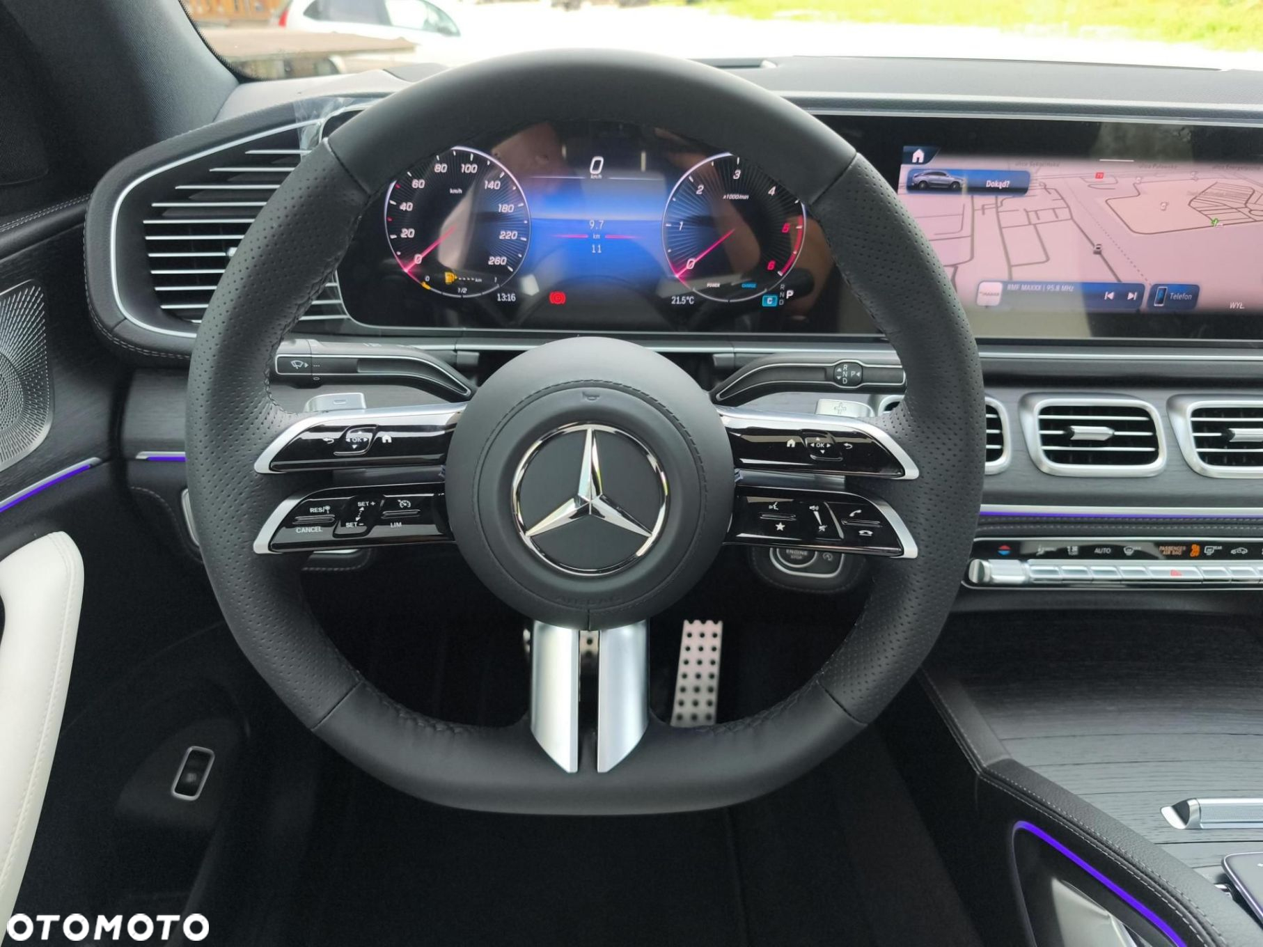 Mercedes-Benz GLE - 15