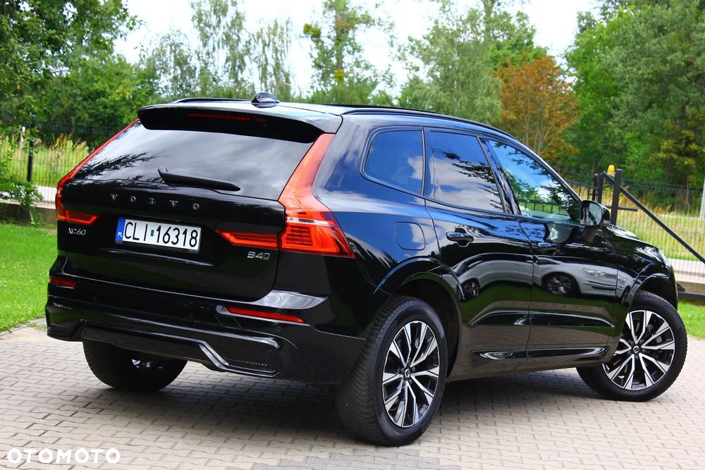 Volvo XC 60 B4 D AWD Plus Dark - 9