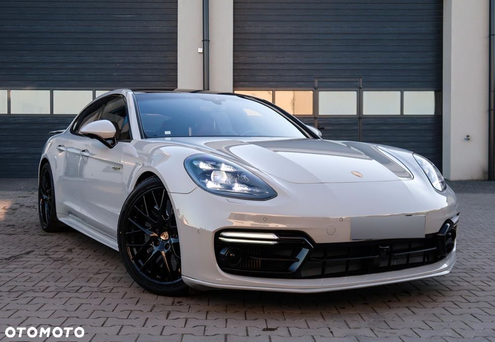 Porsche Panamera Turbo S E-Hybrid GPF - 7