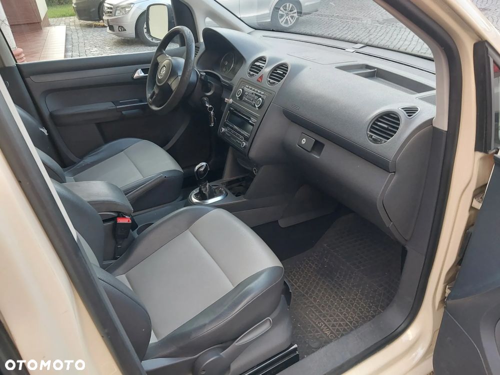 Volkswagen Caddy 1.6 TDI Trendline DSG - 10